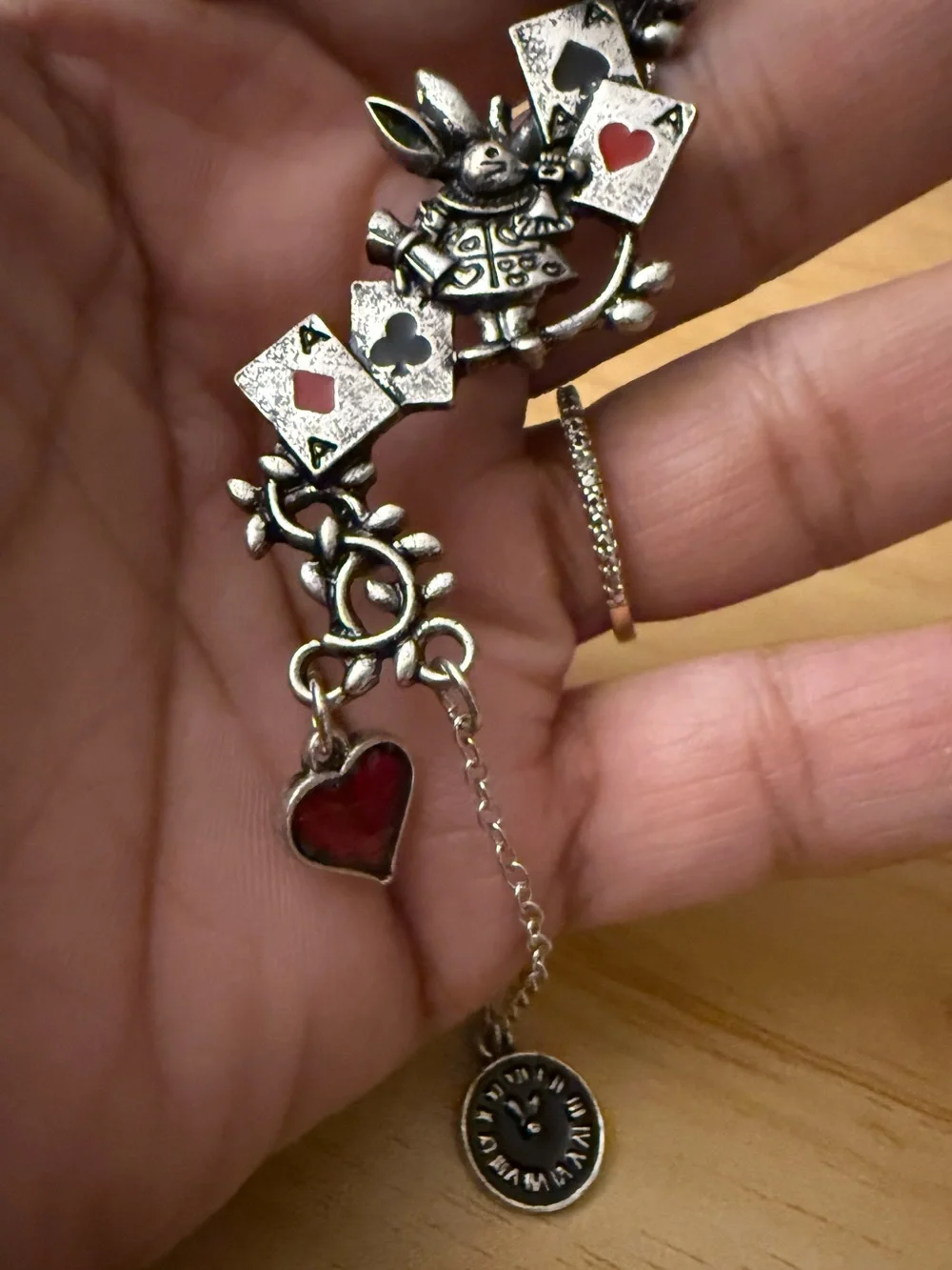 “Hot Topic” Silver Ear Cuff Alice in Wonderland Official Lewis Carroll